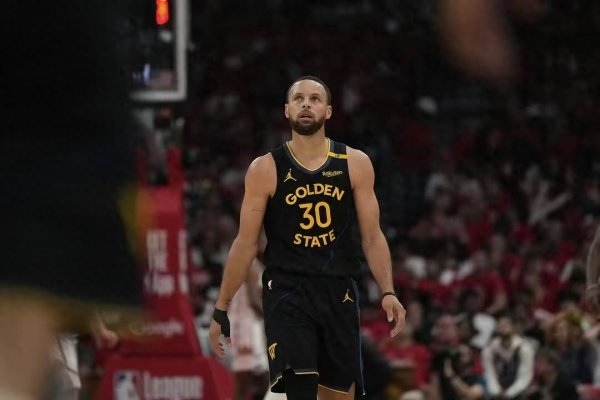 NBA忠诚度在消失! 美媒: 现役效力时间最长十大球员, 库里第一