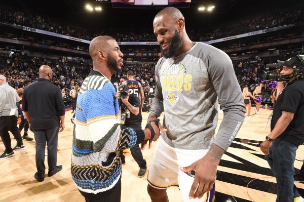 詹姆斯与NBA史上36.43%的球员同场竞赛  过 名列历史第一 保罗第二