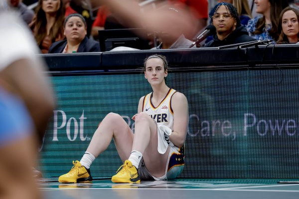 让个克拉克!Skip:如果狂热下赛季能保持强健 她们将赢得一切 让个克拉克!Skip:如果狂热下赛季能保持强健 她们将赢得一切