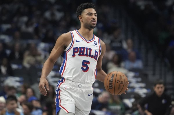 队记：格莱姆斯不会去阿布扎比 他会为球队返回后首训做好准备