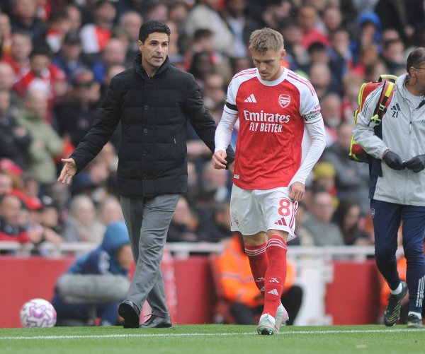 阿尔特塔: 厄德高自己觉得伤情不乐观, 赖斯背部疼痛主动要求换下