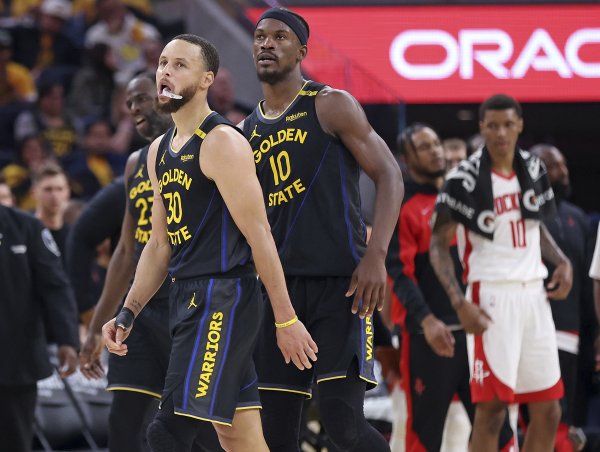 两年争冠窗口期!勇士打造14人轮换深度 新赛季在西部啥水平? 两年争冠窗口期!勇士打造14人轮换深度 新赛季在西部啥水平?