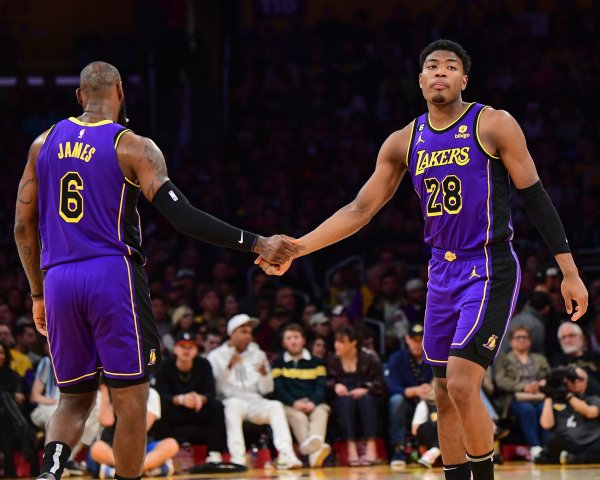 八村塁谈老詹“决定二”：我去确认了情况 他总爱搞这些神秘操作