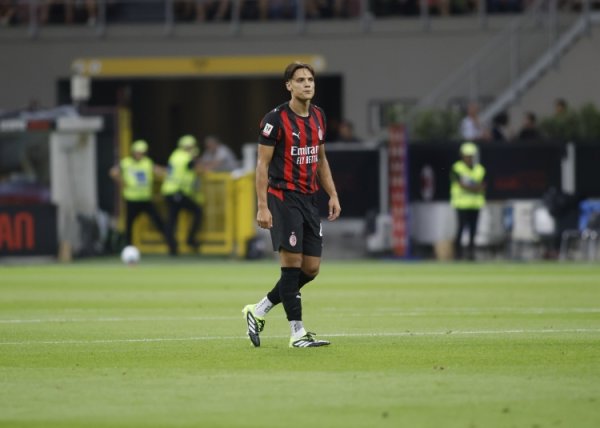 里奇:上半场我们的失误太多,下半场有所改善并展现了实力 里奇:上半场我们的失误太多,下半场有所改善并展现了实力