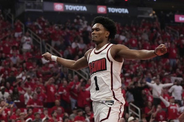 最高5年3.17亿！名记：联盟内部认为阿门能签顶薪 但这需要KD降薪