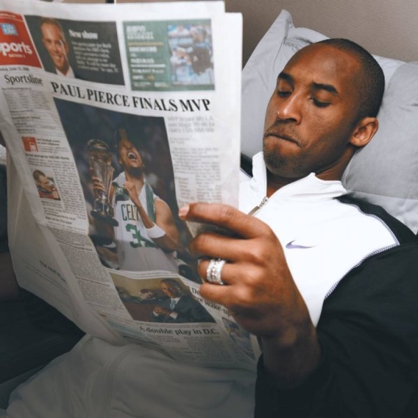 皮尔斯：抛开运动活动    能力单说积分   科比和我差不多&我比乔丹不差