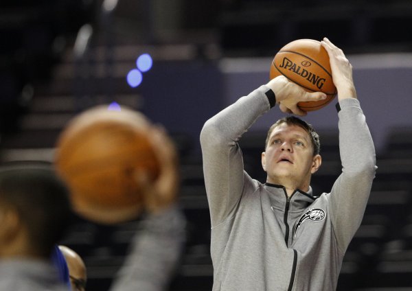 莫兹戈夫：新秀时以为能长留纽约 被交易后意识到谁都可能被交易