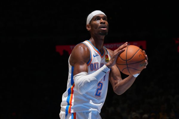 亚历山大开赛季前两战合计40记罚球出手 NBA历史第一多 亚历山大开赛季前两战合计40记罚球出手 NBA历史第一多